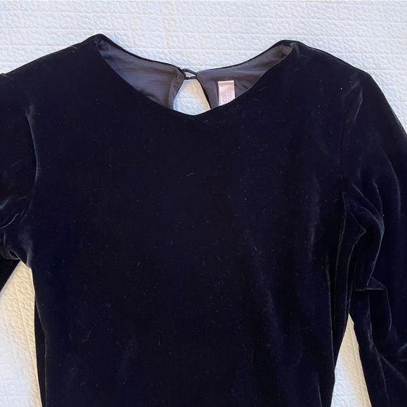 Victoria’s Secret Black Velvet Thong Bodysuit Long Sleeve Size Medium - Picture 3 of 11